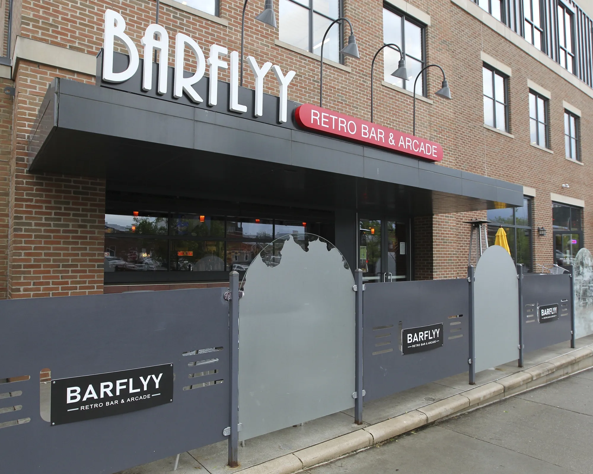 Barflyy Retro Bar exterior